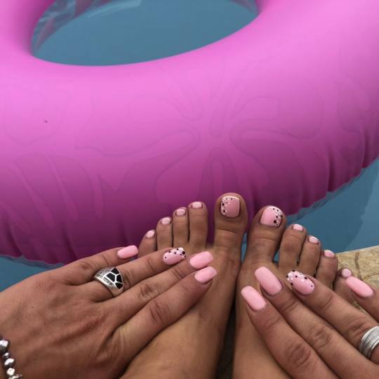BODY. FACE & NAILS #beograd Gel lak