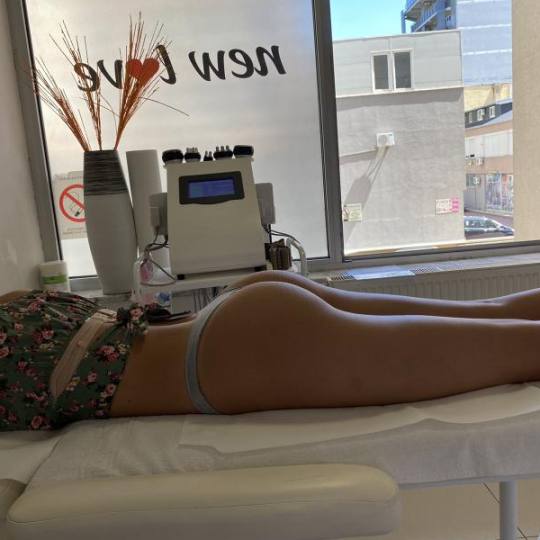 Lipolaser Centar - Matrix021 #novisad Tretmani tela Lipo-Lux paket je posebno osmišljen za savršen