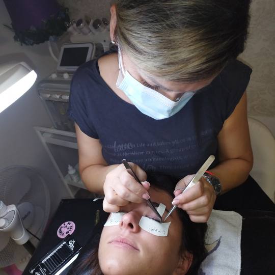 Beauty in Style DM #novisad Nadogradnja trepavica Nadogradnja svilenih trepavica - 1 na 1