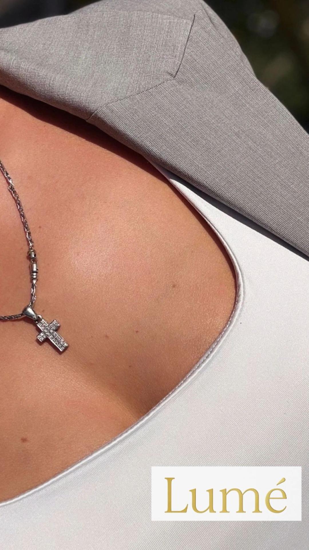 Urban hair lounge #beograd Air brush potamnjivanje kože Sprej ten samopotamnjivanje - celo telo