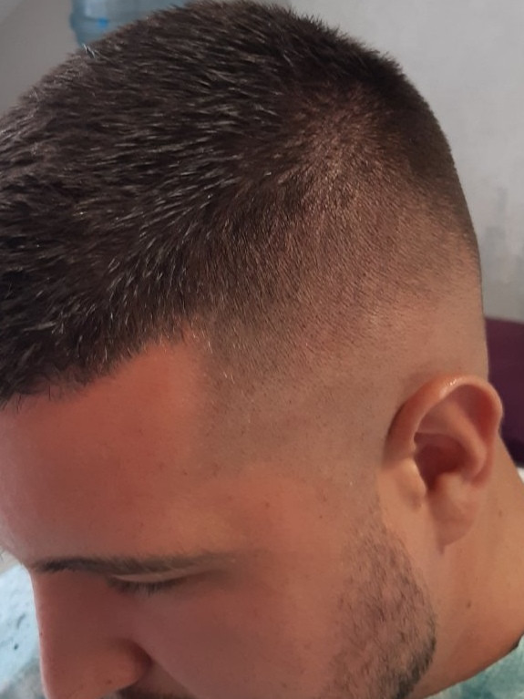 Beauty in Style DM #novisad Muško šišanje Muško šišanje