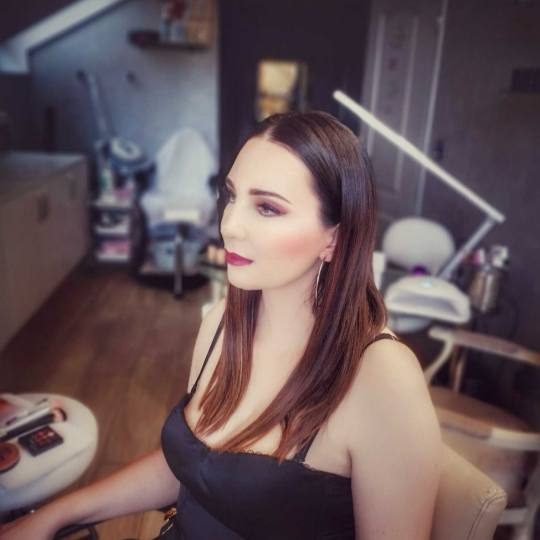 Bibi beauty centar #beograd Make-up / šminkanje Profesionalno šminkanje + veštačke trepavice smi