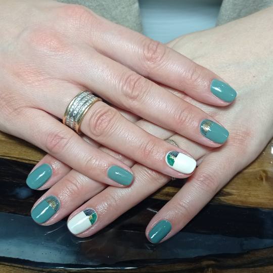 IQ aesthetic #beograd Gel lak Gel lak - ruke