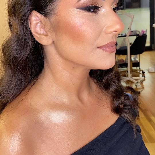 Aj Beauty Centar #pancevo Make-up / šminkanje Profesionalno šminkanje