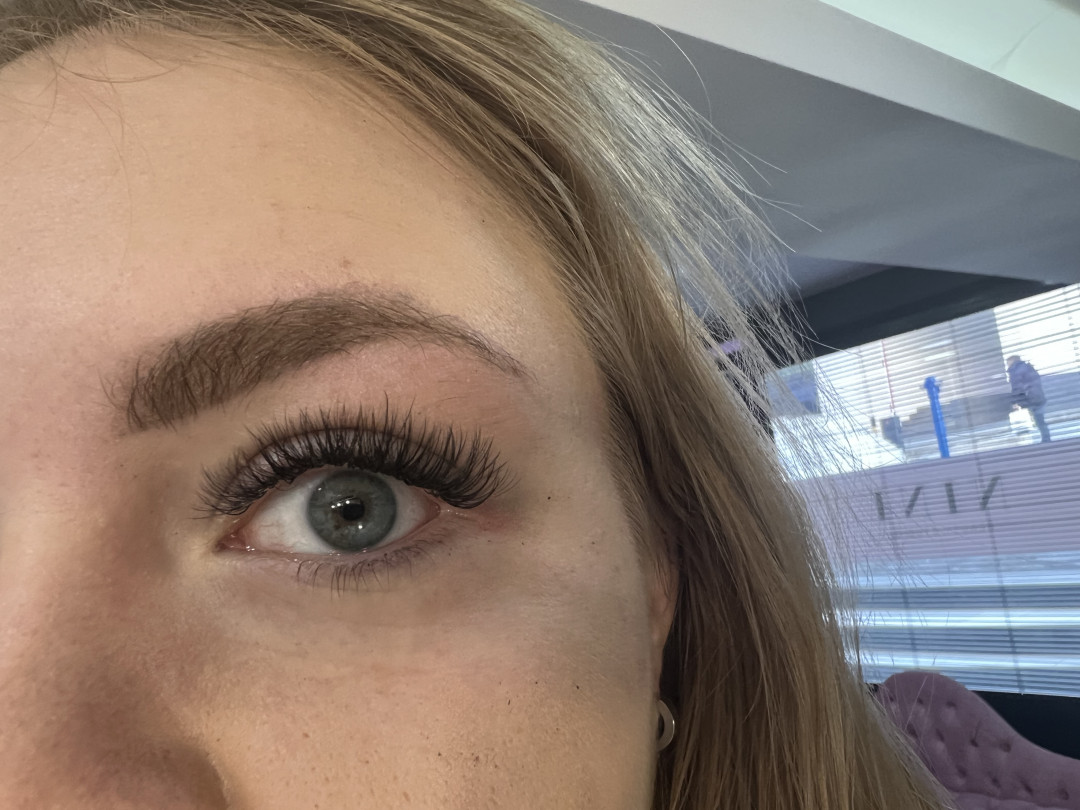 Nadogradnja trepavica - mix metoda - Nini beauty studio, Beograd Nadogradnja trepavica Lice Nadogradnja trepavica, Beograd, Zvezdara