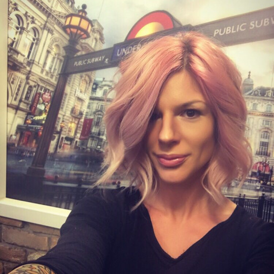 Aleksandar Team #beograd Nega i ojačavanje kose Olaplex tretman + feniranje na ravno - sve dužine 