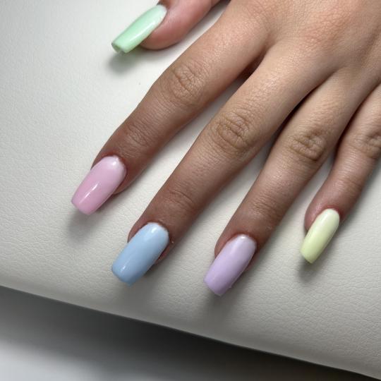 Mala Plava B #novisad Izlivanje noktiju Izlivanje noktiju gelom - M dužina