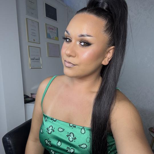 Artist Alex Studio #nis Make-up / šminkanje Profesionalno šminkanje + veštačke trepavice
