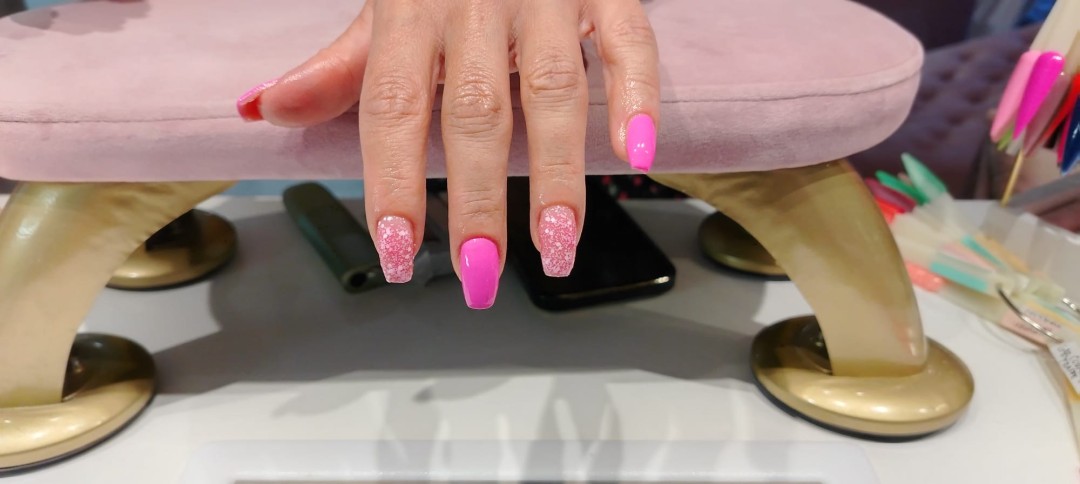 aBeauty Salon Lepote #beograd Ojačavanje noktiju KOREKCIJA NOKTIJU (naš rad)