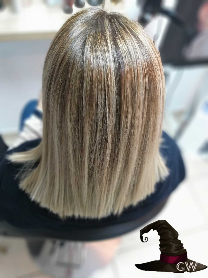 Ginger witch #beograd Ombre, sombre, balayage Pramenovi kosa srednje dužine do ramena