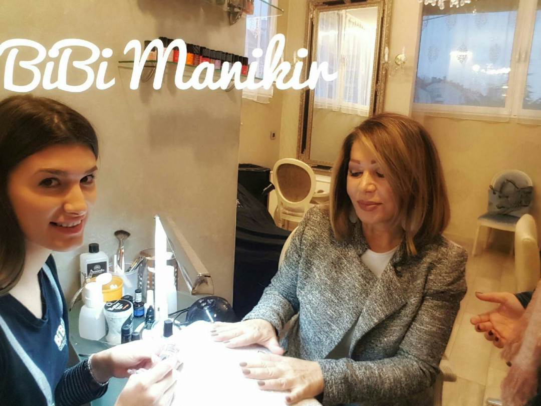 Bibi beauty centar #beograd Manikir Manikir + lakiranje noktiju
