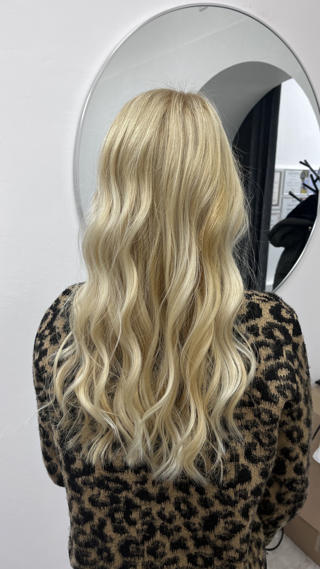 Bella Tajs #beograd Farbanje kose Farbanje cele dužine - kosa preko ramena