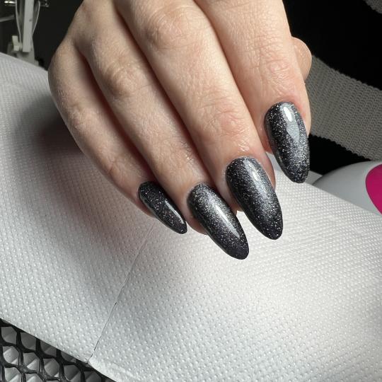 Studio 3S #beograd Izlivanje noktiju Izlivanje noktiju gelom - L dužina