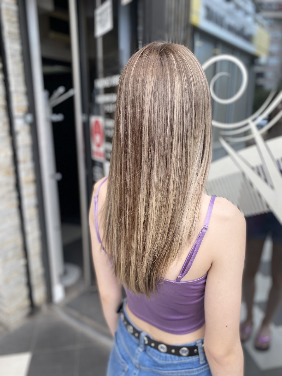 Royal Cut by Pro Cut #beograd Feniranje i stilizovanje Feniranje na ravno / lokne - duga kosa