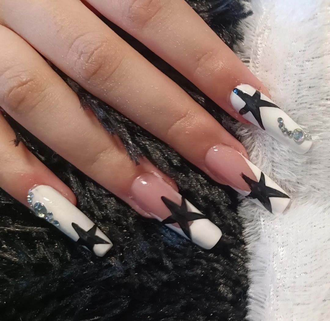 Nail Studio MPN #beograd Nadogradnja noktiju Nadogradnja noktiju tipsama