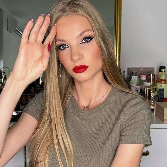 44. Beauty Concept #beograd Make-up / šminkanje Profesionalno šminkanje - Milena Profesionalno smi