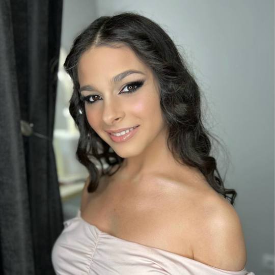 Studio Change #beograd Make-up / šminkanje Profesionalno šminkanje + veštačke trepavice