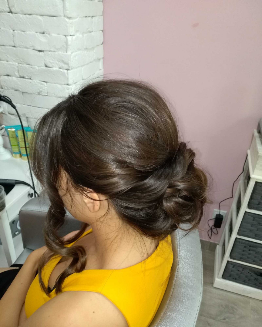 Express Beauty #beograd Svečane i frizure za svadbu Svečana frizura - složena