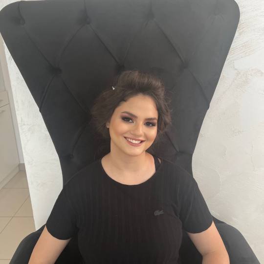 GM Beauty studio #beograd Make-up / šminkanje Profesionalno šminkanje + veštačke trepavice