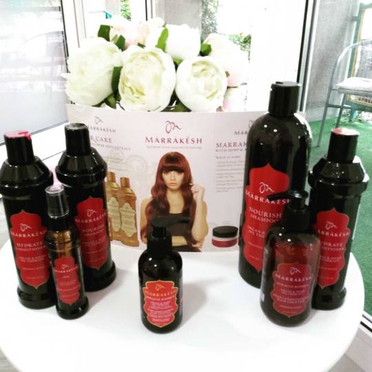 Express Beauty #beograd Feniranje i stilizovanje Feniranje + upotreba Marrakesh organskih preparata 