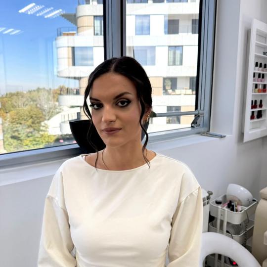 GM Beauty studio #beograd Make-up / šminkanje Profesionalno šminkanje + veštačke trepavice+ fenr