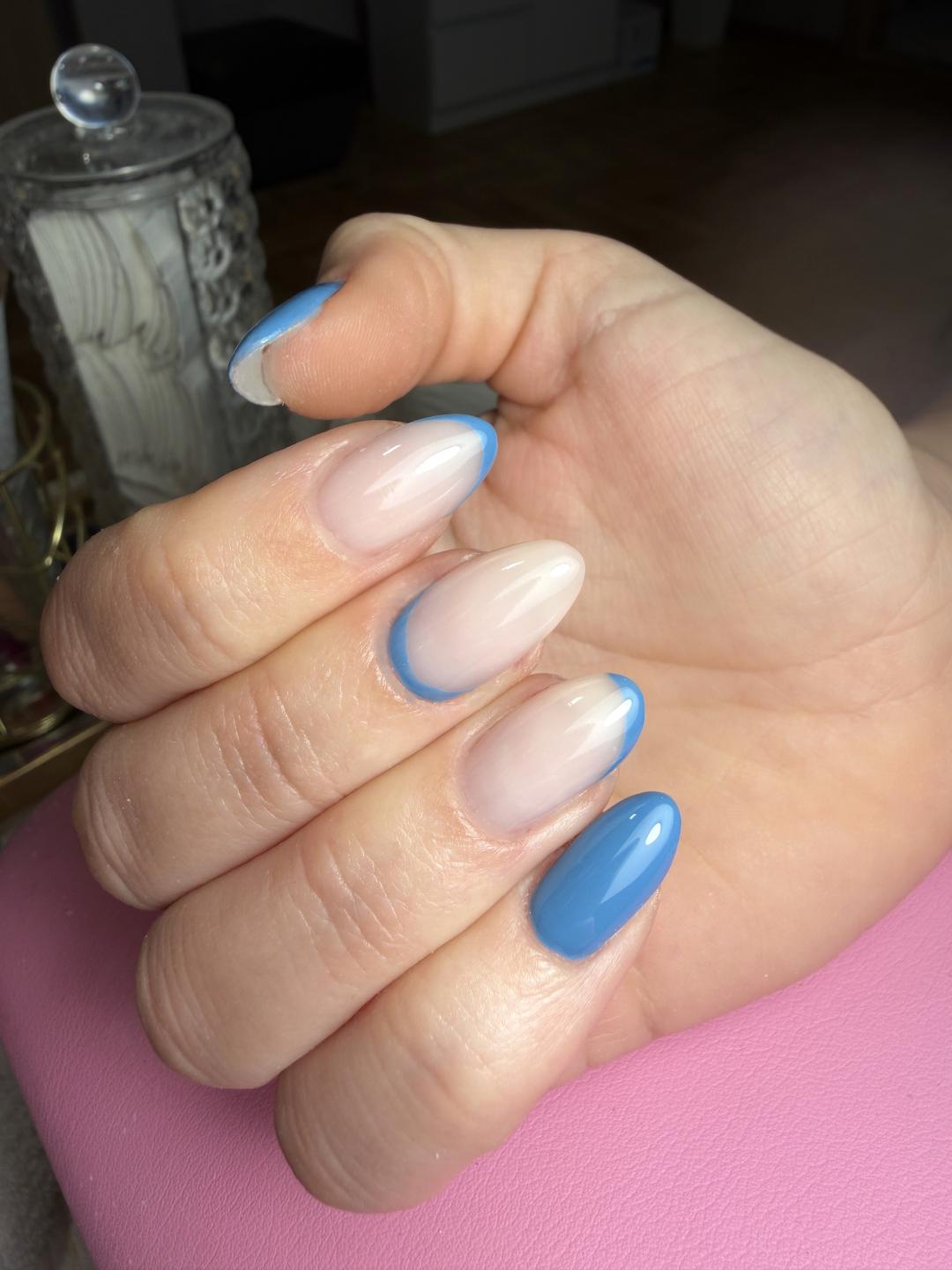 Korekcija izlivanja noktiju gelom - M dužina - Beauty room Zvezdara, Beograd Izlivanje noktiju Nokti Izlivanje noktiju, Beograd, Zvezdara