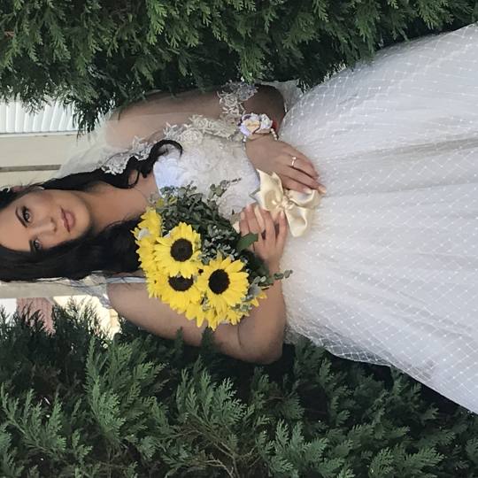 Friends beauty studio #beograd Svečane i frizure za svadbu