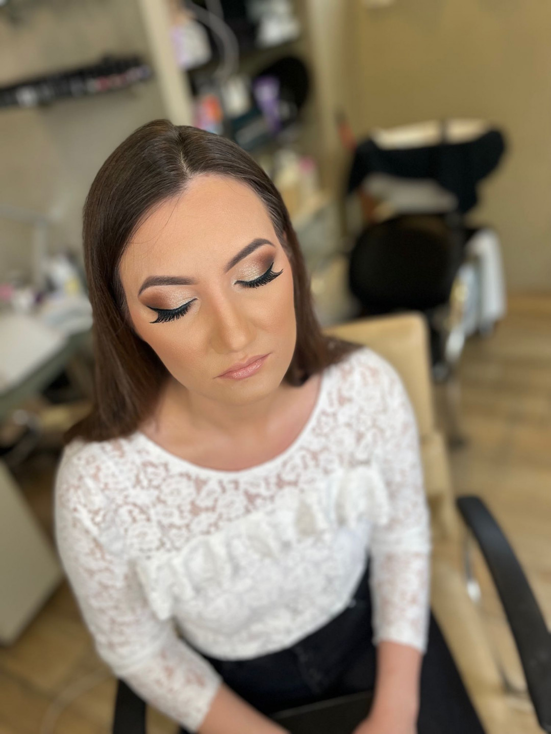 Bibi beauty centar #beograd Make-up / šminkanje Profesionalno šminkanje + veštačke trepavice