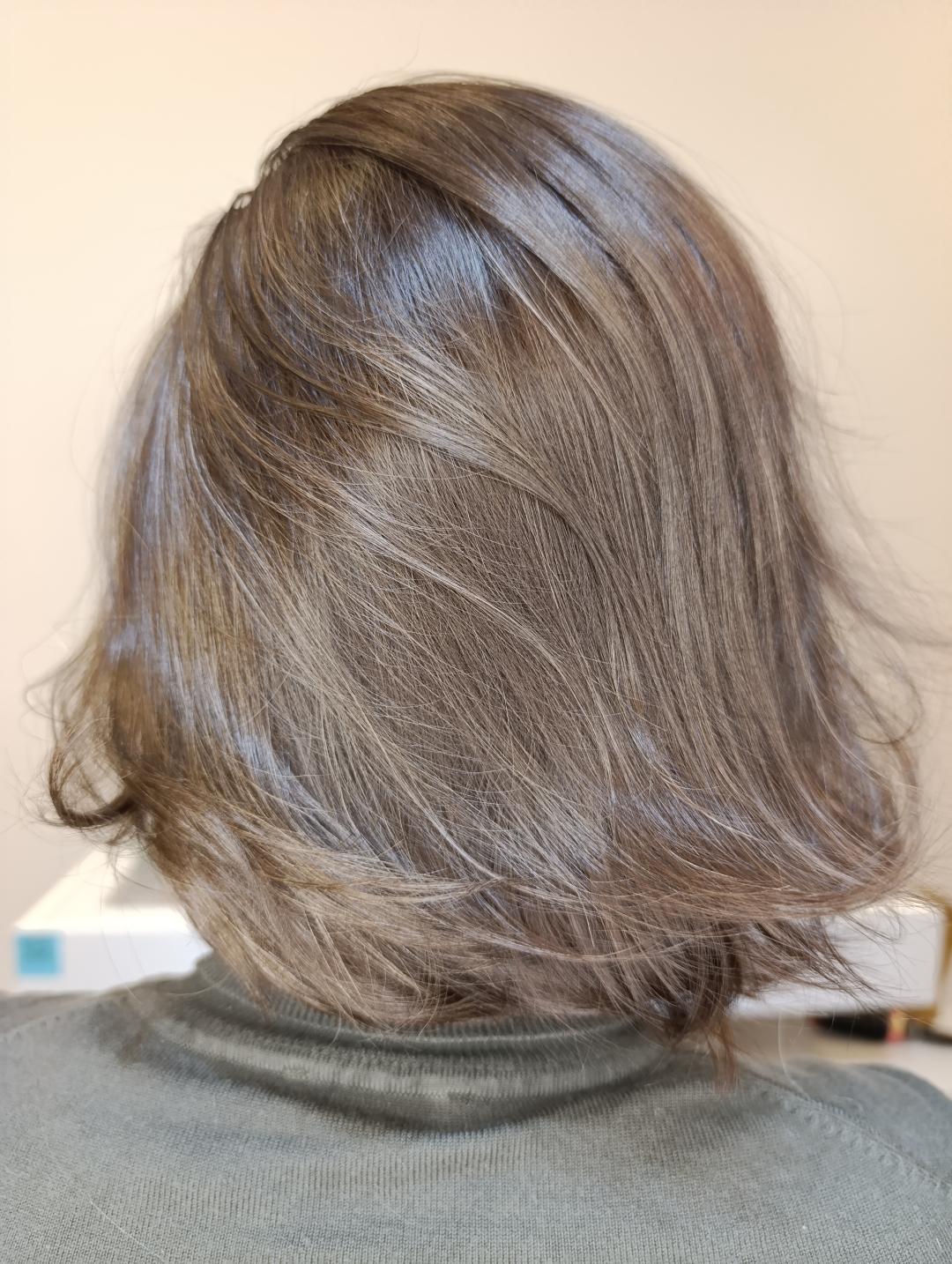 Farbanje cele dužine - kosa srednje dužine - Colore beauty Lab, Beograd Farbanje kose Frizerski saloni Farbanje kose, Beograd, Zvezdara