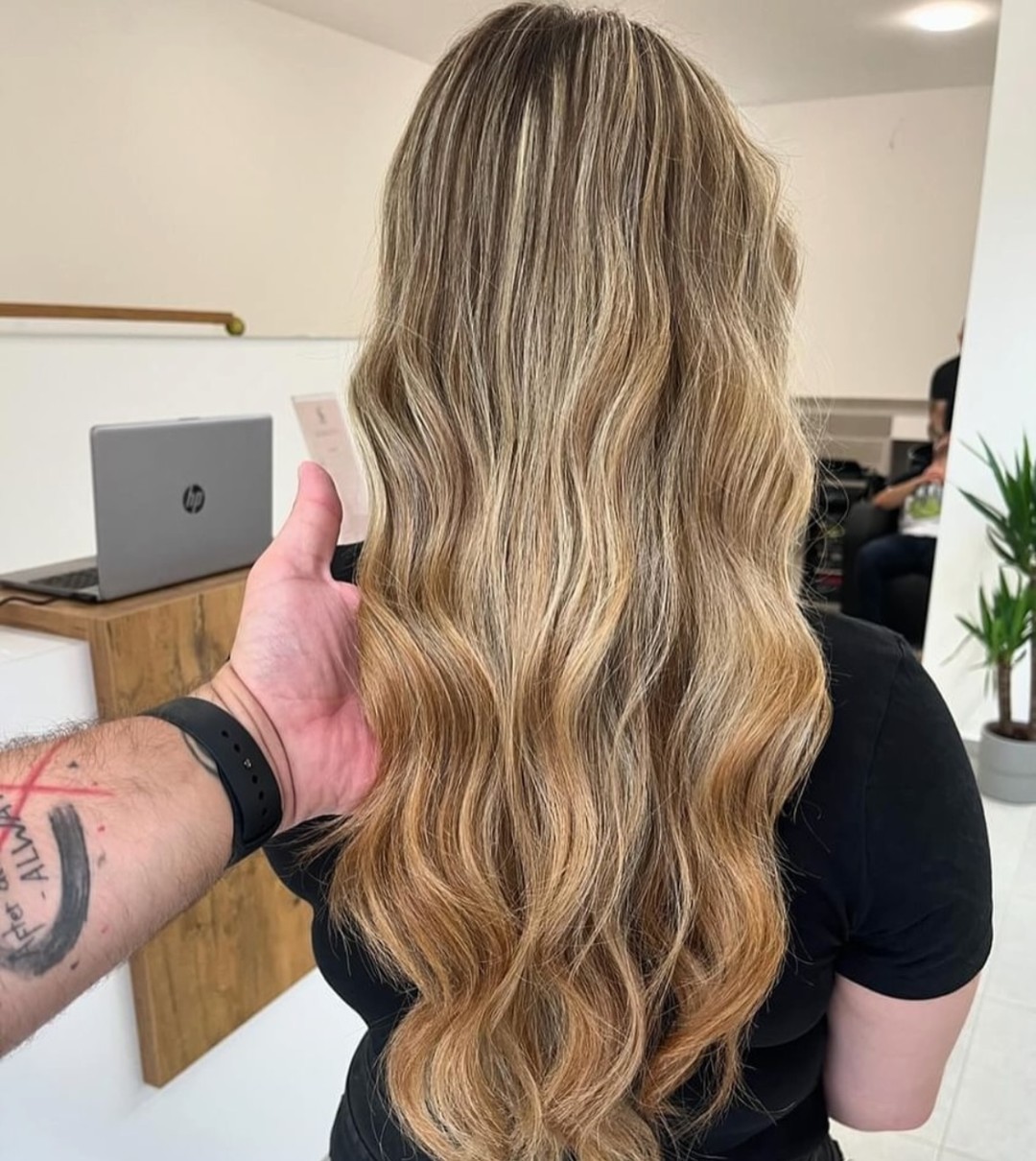 Pramenovi na foliju - kosa srednje dužine - Studio Eleven Ladies&Gentlemen, Beograd Pramenovi Frizerski saloni Pramenovi, Beograd, Zvezdara