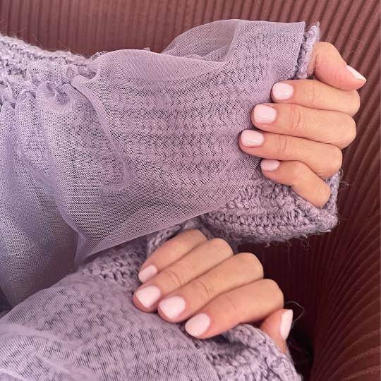 Nastja beauty studio #beograd Manikir Manikir + rubber bazom + gel lak