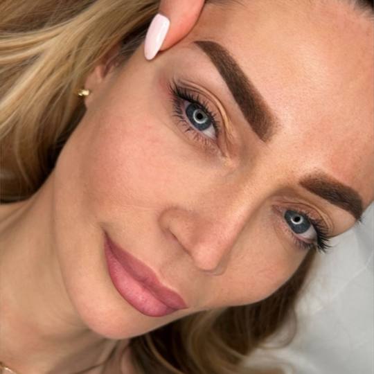 Esthetique Privé #beograd Obrve Puder obrve - PHI POWDER BROWS