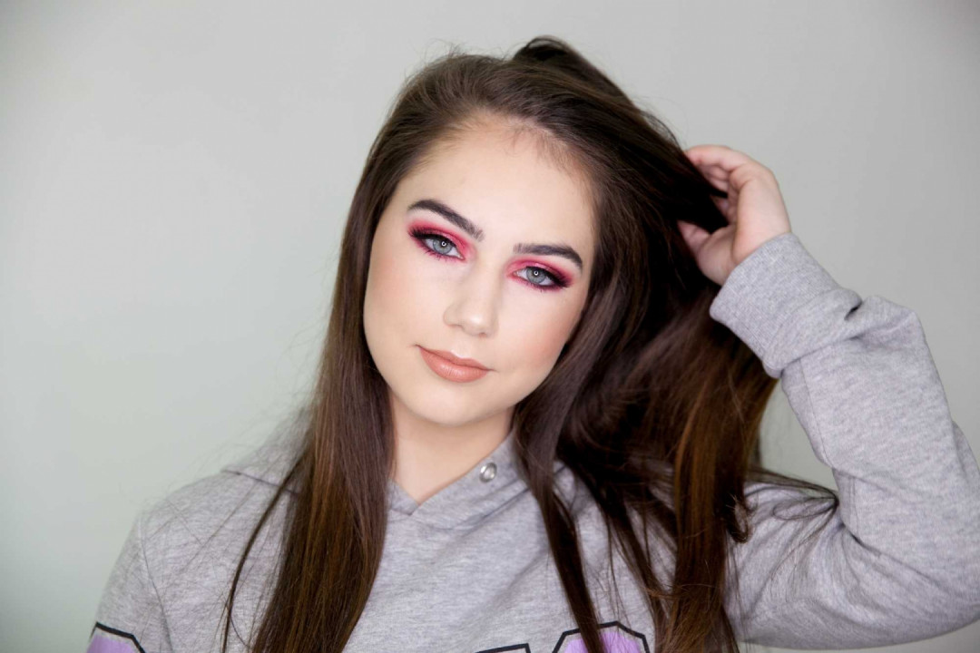 Profesionalno šminkanje + veštačke trepavice - Sensus, Beograd Make-up / šminkanje Lice Make-up / šminkanje, Beograd, Novi Beograd Stari Merkator
