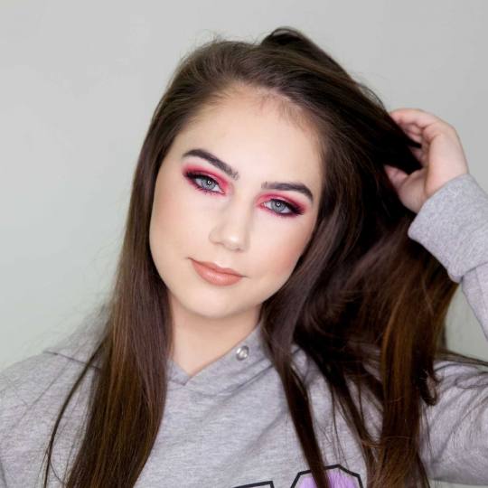 Sensus #beograd Make-up / šminkanje Profesionalno šminkanje + veštačke trepavice