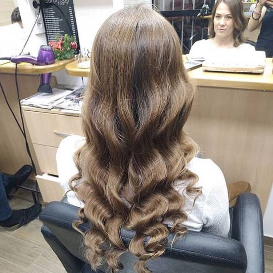 Sarah Jay Team #beograd Feniranje i stilizovanje Feniranje na ravno / lokne + pakovanje za negu kose