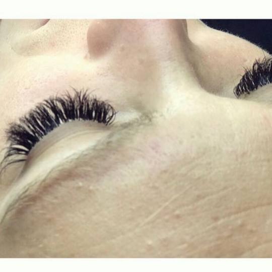 Estetic star by Maya #beograd Nadogradnja trepavica kombinovana tehinka 3D  ,4D Korekcija nadogradnj