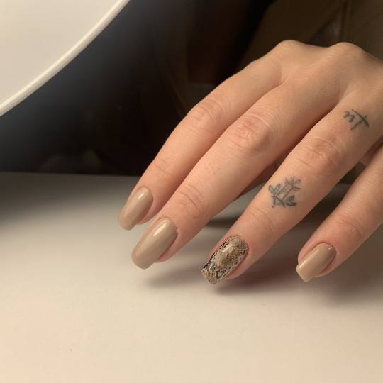 Signorina Vračar #beograd Gel lak Gel lak - ruke