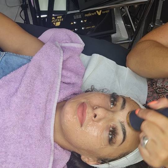Laser centar Delight #beograd Laserski tretmani lica Uklanjanje akni laserom