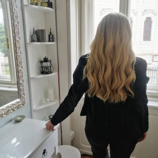 Atrium Salon #novisad Feniranje i stilizovanje Feniranje na talase - duga kosa