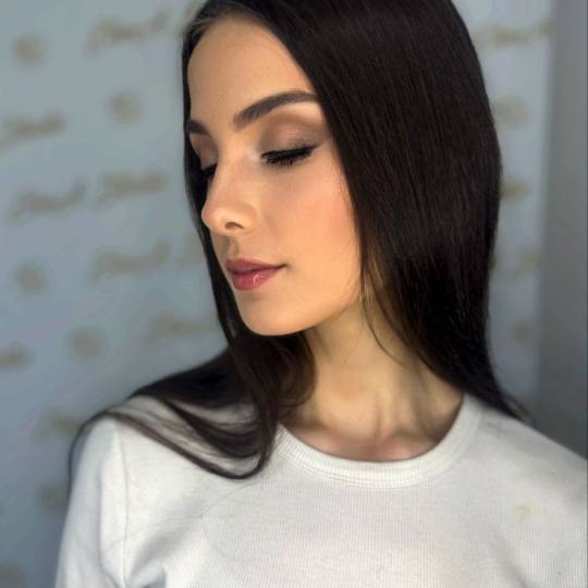 ElenA Studio #novisad Make-up / šminkanje Profesionalno šminkanje Profesionalno šminkanje za sve 
