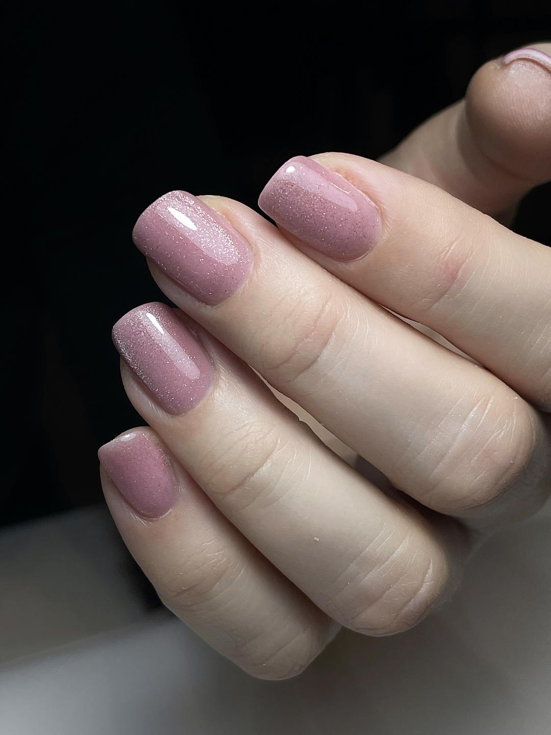 Nails Studio #beograd Ojačavanje noktiju Gel lak / rubber baza