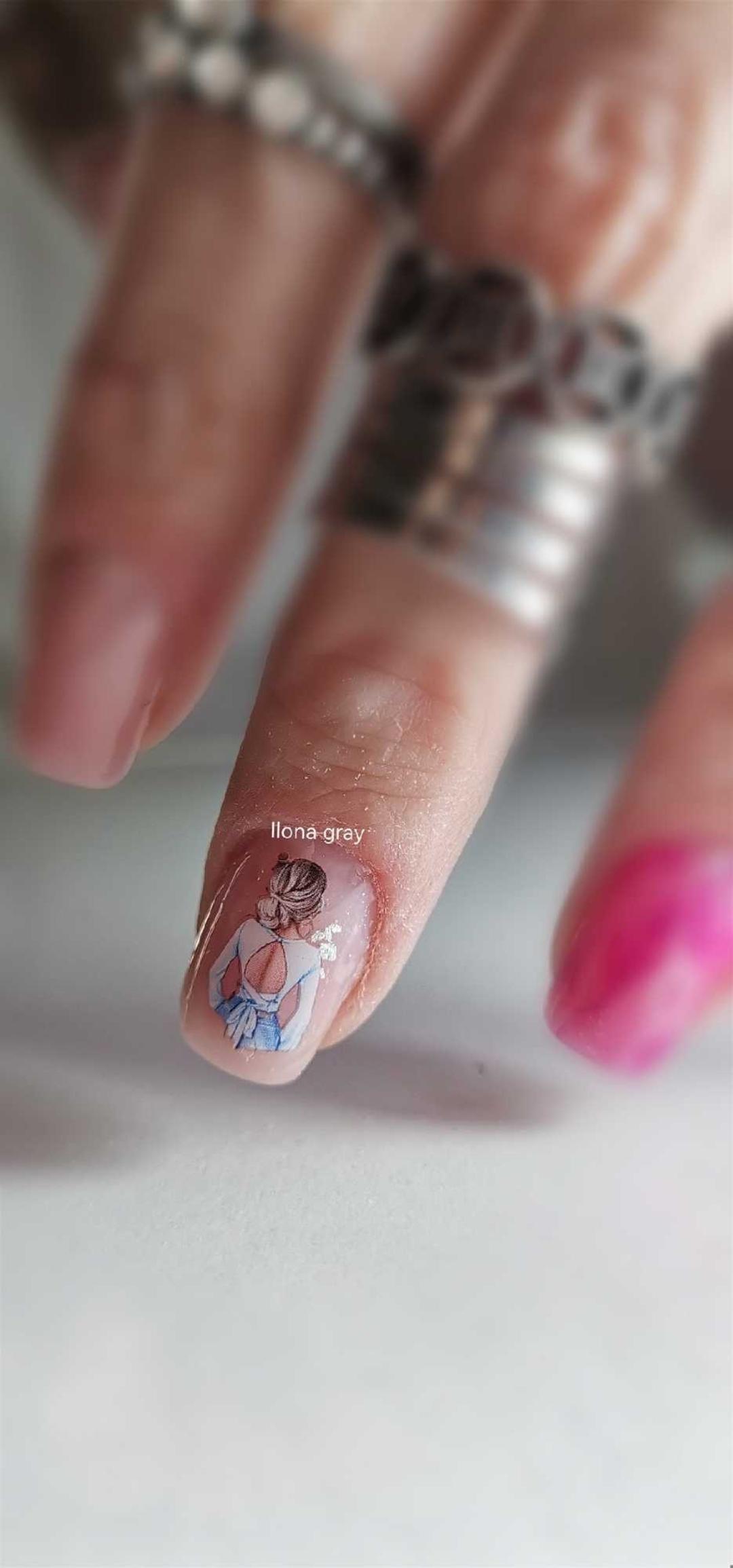 Ilona Gray #beograd Ojačavanje noktiju Ojačavanje prirodnih noktiju rubber bazom