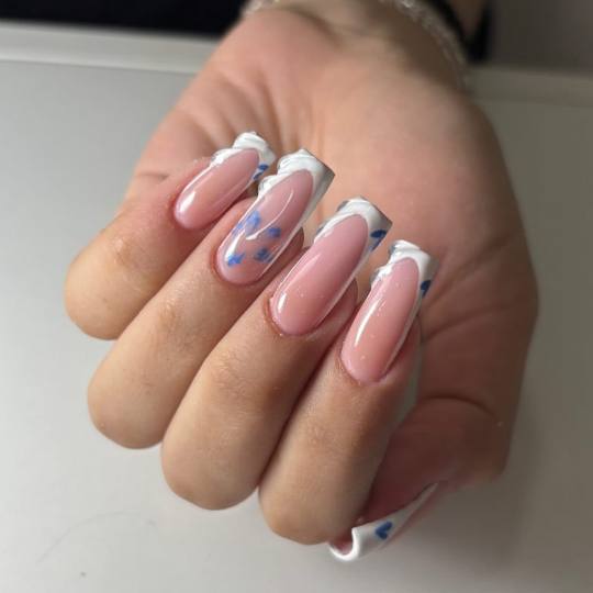 Beauty by Tamara #beograd Korekcija noktiju Korekcija noktiju - L dužina Izlivanje dugih noktiju sa