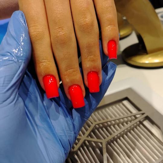 aBeauty Salon Lepote #beograd Manikir Želite li osvežiti svoj izgled i dodati malo glamura Vašem 