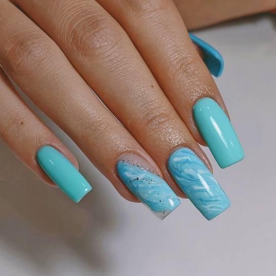 Nail office - TC BIG Rakovica #beograd Izlivanje noktiju Izlivanje noktiju gelom + boja - S dužina