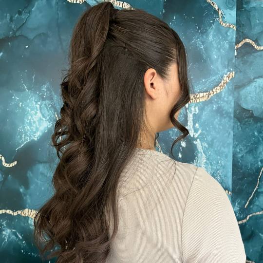 Beauty style hair J&D #novisad Svečane i frizure za svadbu Svečana frizura - srednje složena