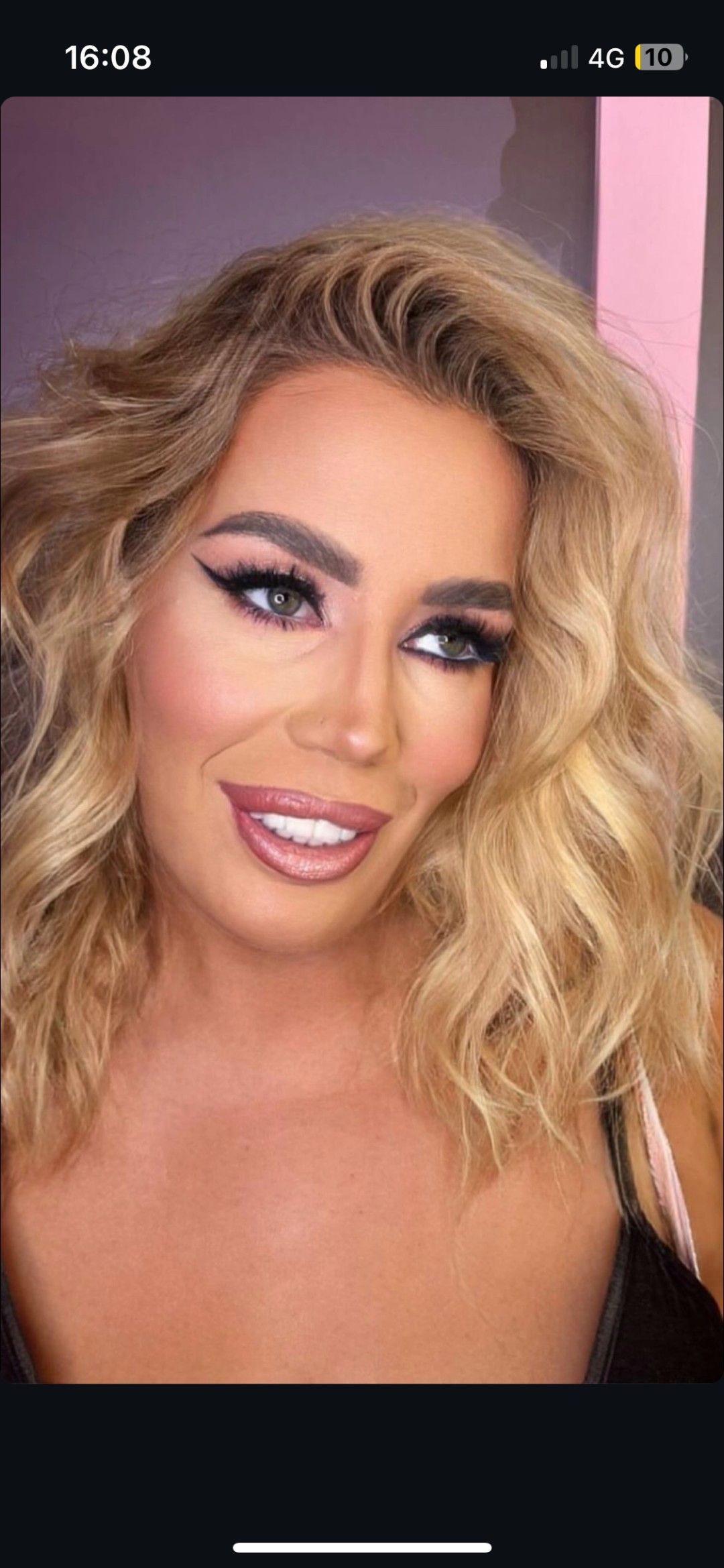 Xenija beauty #beograd Estetski pedikir Profesionalno šminkanje