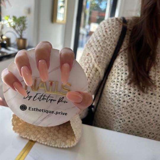 Esthetique Privé usluga
