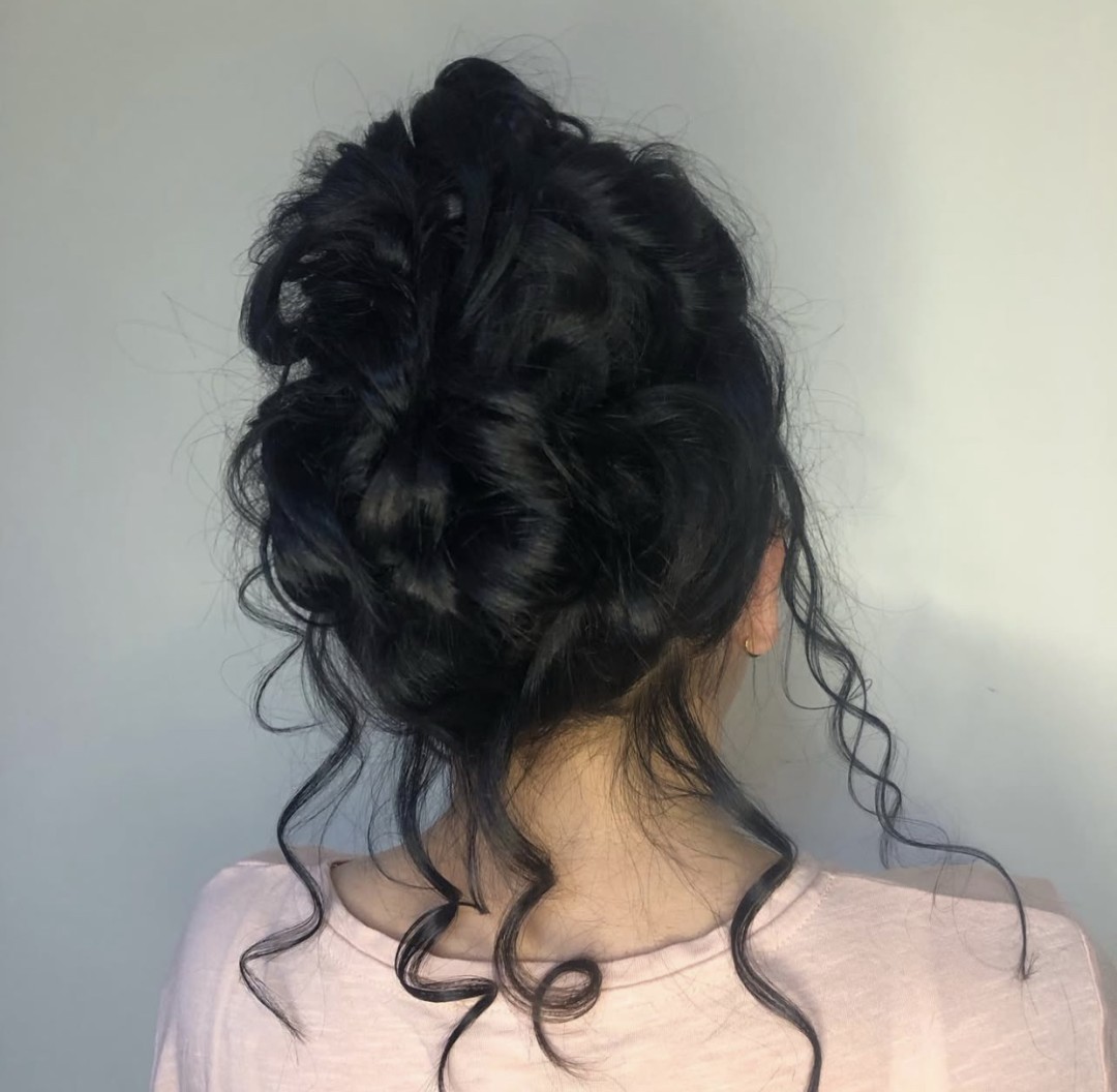 Blush hair studio #beograd Svečane i frizure za svadbu Svečana frizura - kosa srednje dužine