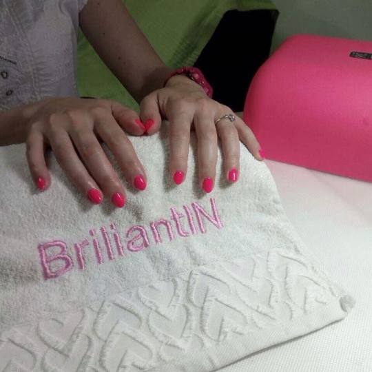 Brilijantin Passage #beograd Gel lak Manikir + gel lak prvo stavljanje i skidanje našeg gel laka ro